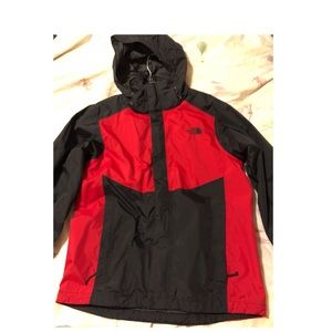💯 NorthFace Rain Coat 💯